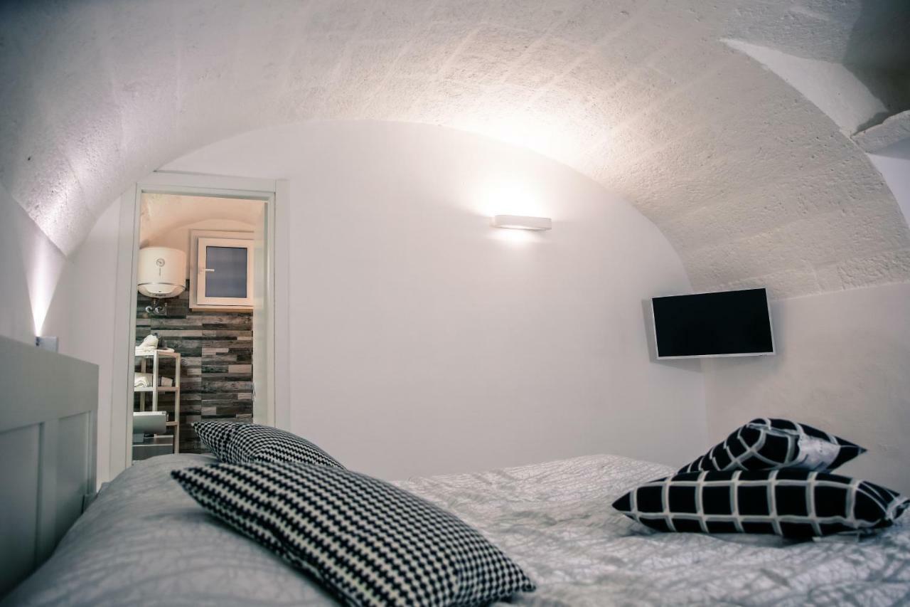 Casa Vacanze Antiche Mura E Poi モノーポリ エクステリア 写真